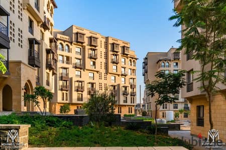 View and receive a fully finished apartment in Fustat Compound, directly across from Salah Salem. A down payment and equal installments are available.