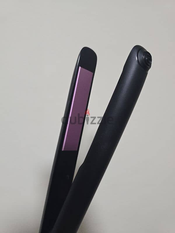 Philips StraightCare Vivid Ends straightener  BHS675/00 1