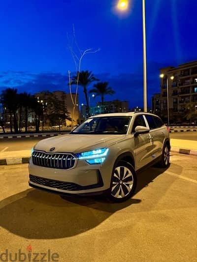 2024 ‏ The new Skoda kodiaq fully loadedخصم ٢٠٠ الف جنيه لسرعة البيع