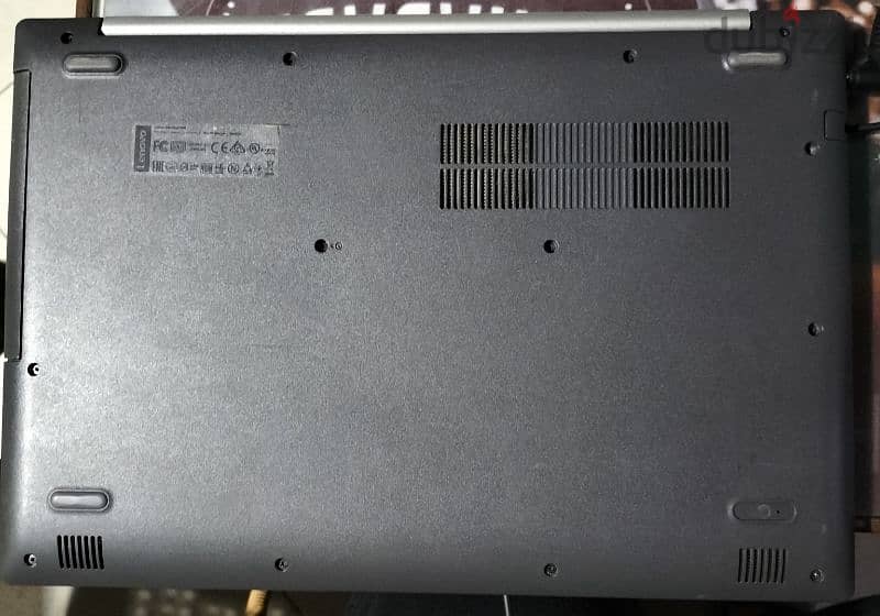 Lenovo Cor i7 - 8th - u Ram 12 giga Hard SSD 500 GPU AMD 4 giga 8