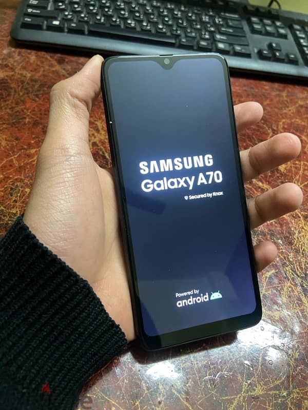 Samsung A70 - سامسونج a70 6