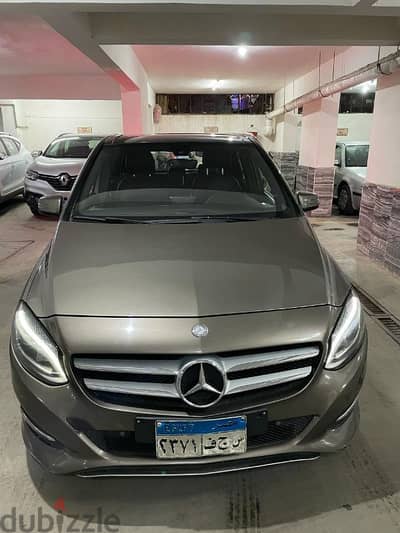 Mercedes-Benz B200 2013