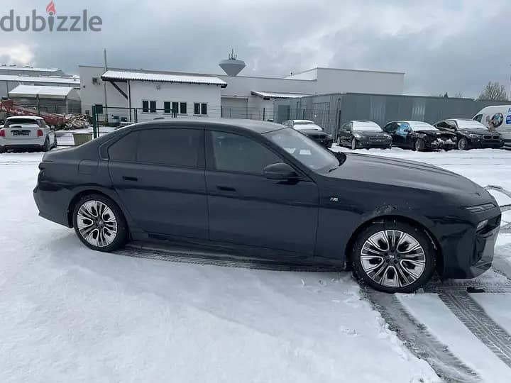 بي ام دبليو أى 7 2023     BMW i7 eDrive 50 M Sport 0