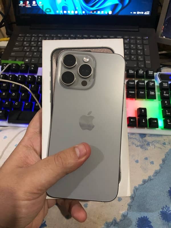 iphone 15 pro max 1