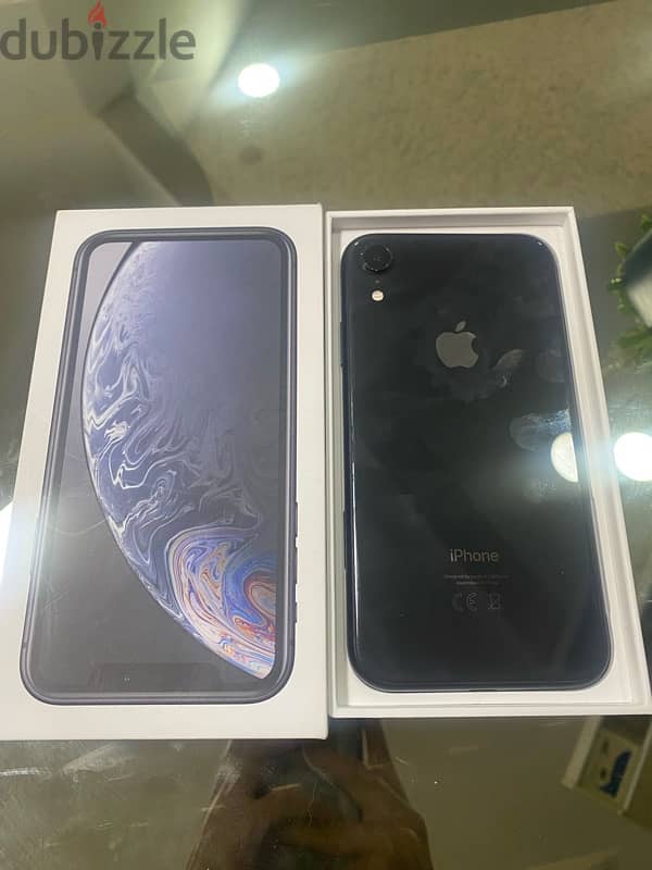 iPhone xr 4