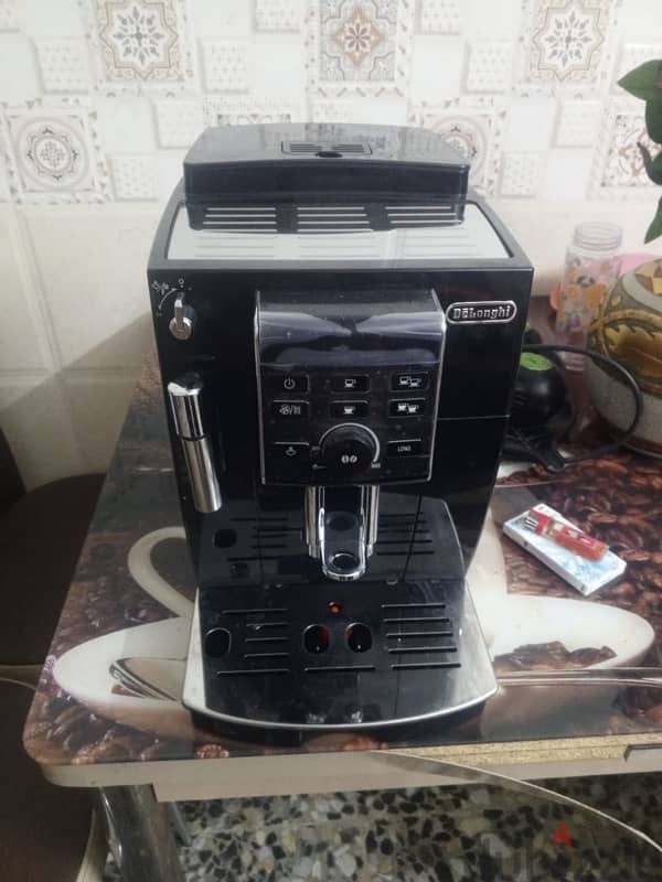 Delonghi coffee machine 0