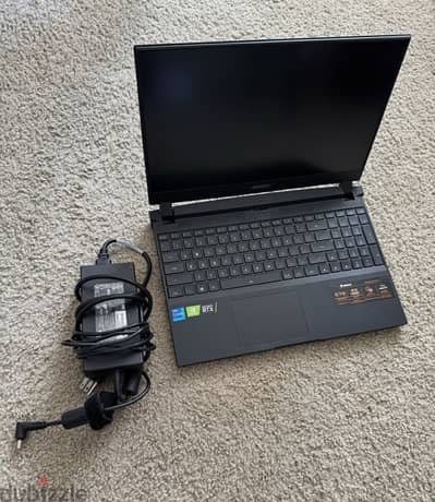 aours laptop rtx 3080 / i7 11800h /64 gb ram /2tb / 300 hz