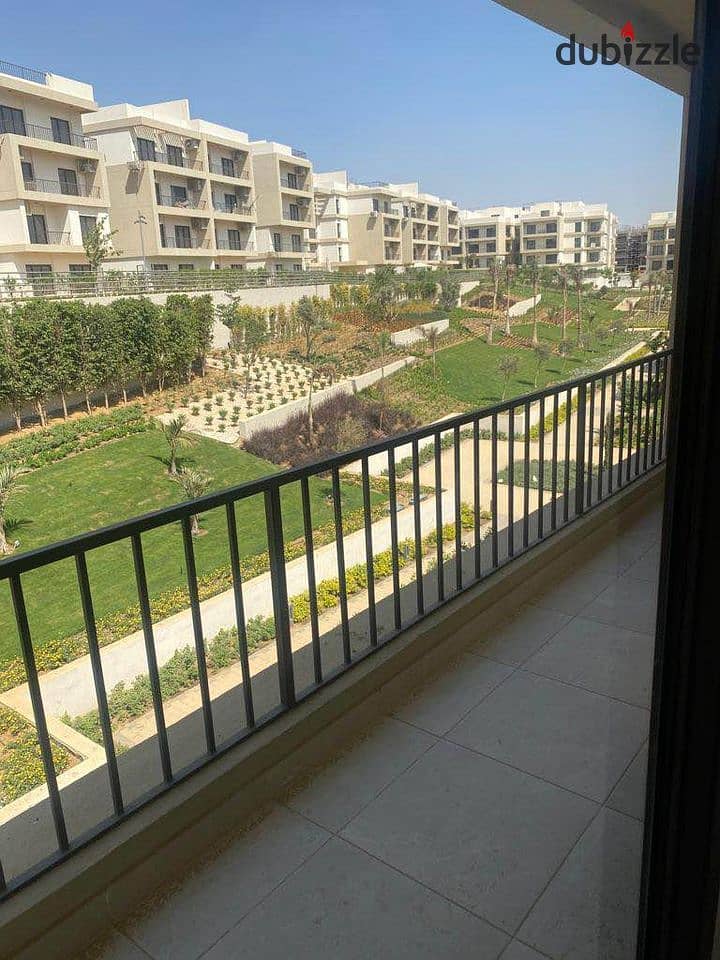 Apartment for sale, sea front, in Al Marasem Compound, immediate receipt  With full finishing Ultra Super Lux and you can inspect your apartment any 0