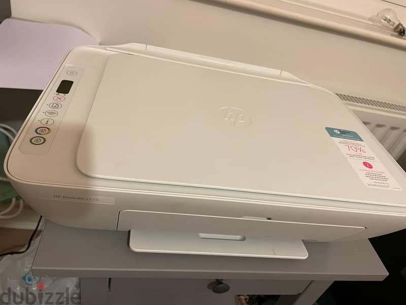 HP DeskJet 2700 All-in-One Printer للبيع كالجديدة ومعها حبارتان 1