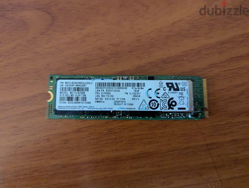 SSD M2 256 GB 0