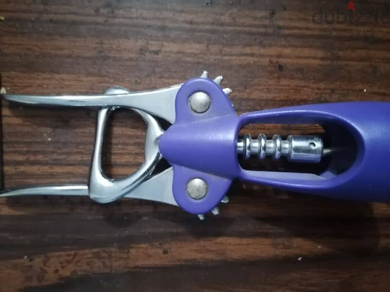 wine opener, perfect condition 1