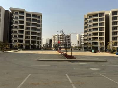 For sale in Noor smart city apartment 176m view wide garden with commercial over price