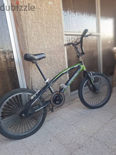 عجلة BMX