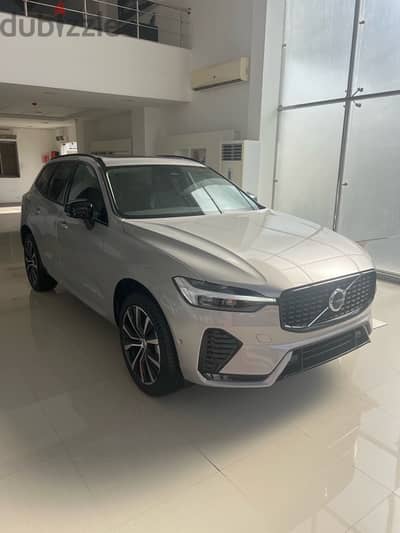 Volvo XC60 Ultimate Dark 2025