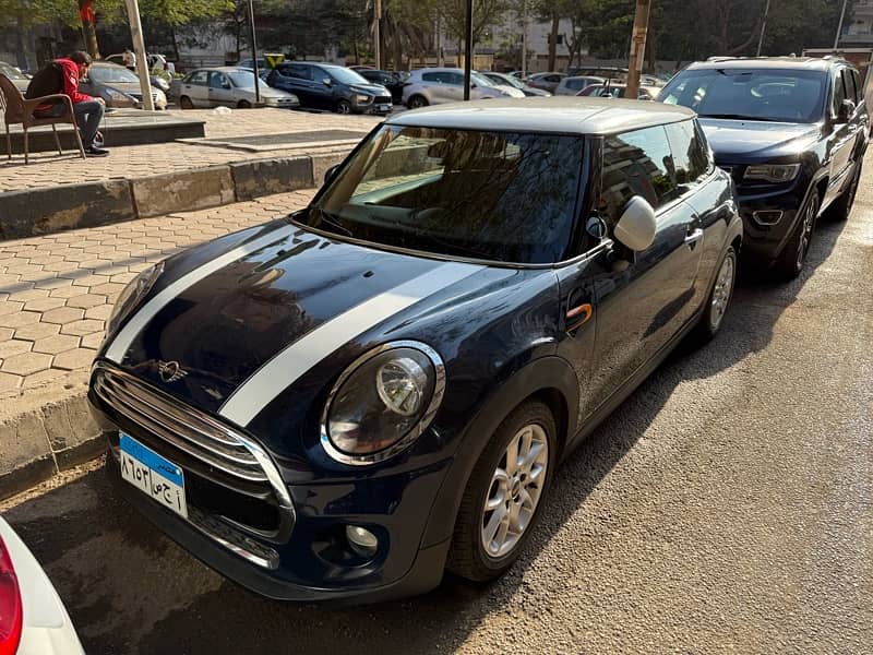 MINI Cooper 2019 89,000km 0