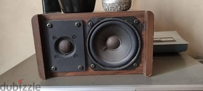 book shelf speakers