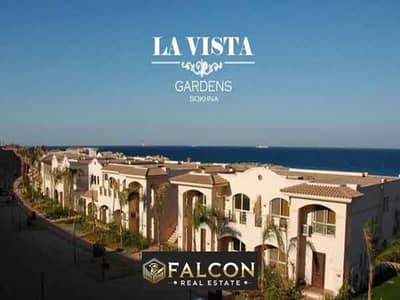 With a 10% down payment, receive an immediate, fully finished chalet on the sea in La Vista Gardens, Ain Sokhna, next to Porto Sokhna