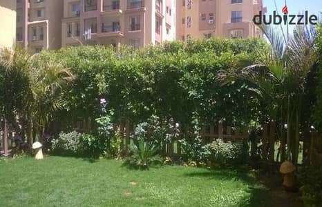 Apartment for rent in the best phases of Madinaty, the first phase, B1 buildings, ground floor, 253 square meters, a 65 square meter garden, 3 rooms,