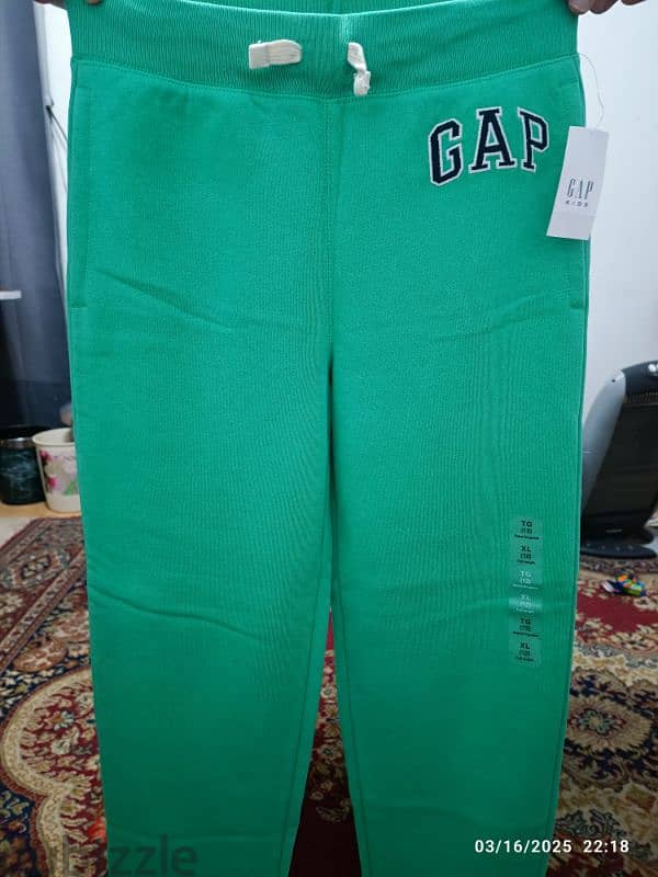 Gap kids sweatpants size XL 4