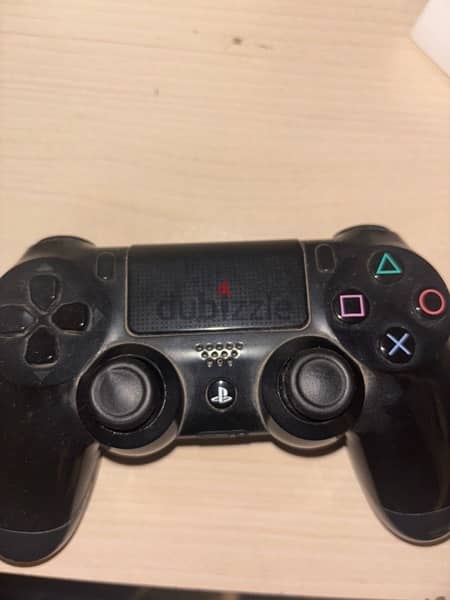 playstation 4 black controller 0