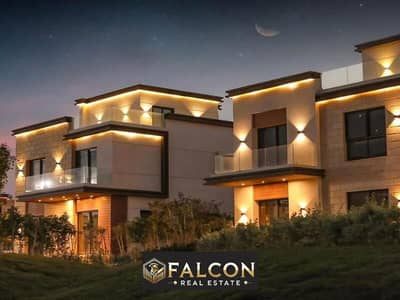 Luxury villa for sale 0% down payment 10-year installments and a discount on cash - Fifth Settlement in front of gates of Madinaty & minutes from AUC