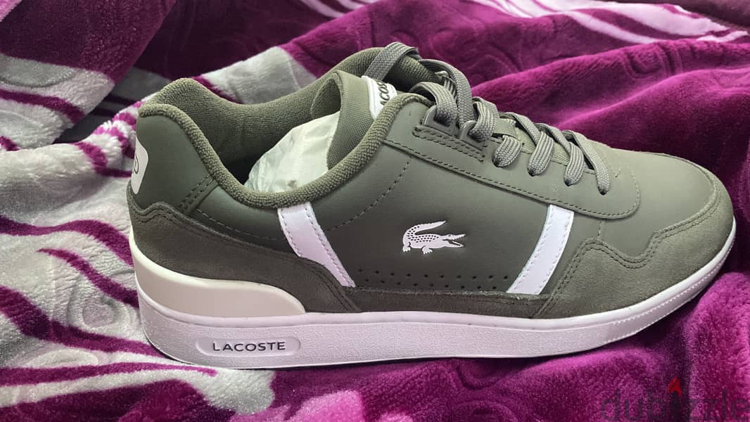 للبيع بنصف سعره lacoste shoes men 1