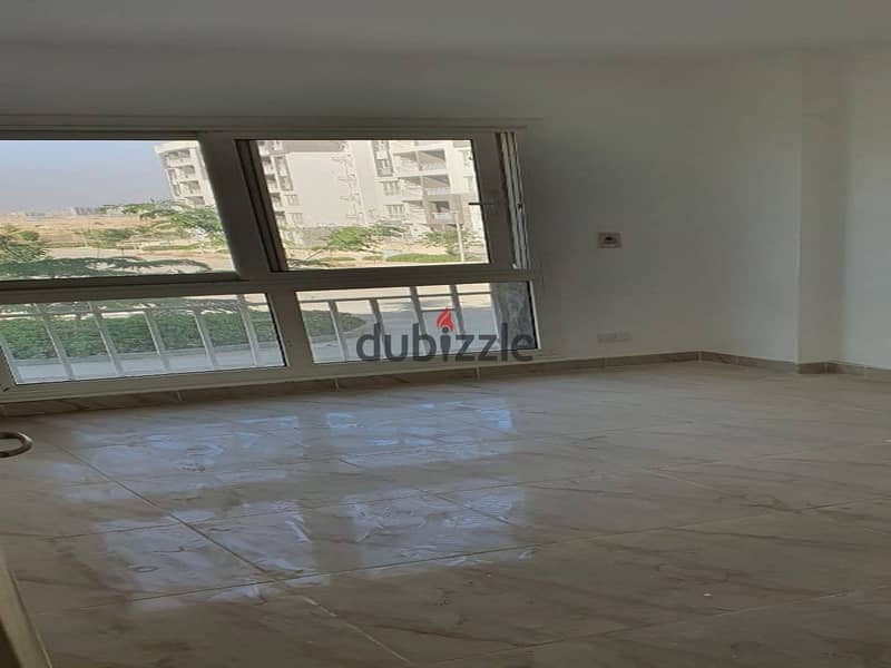 Apartment for rent in the best phase of Madinaty B12, first floor, 3 bedrooms, distinguished location, close to malls and Gate 4, company finishing 0