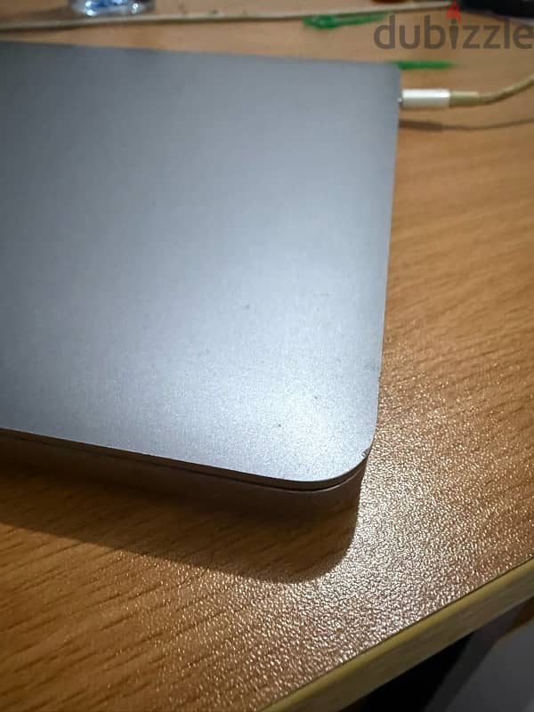 macbook pro 2019 13 inch 4