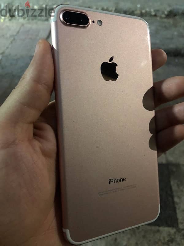 للبيع iphone 7+ 1