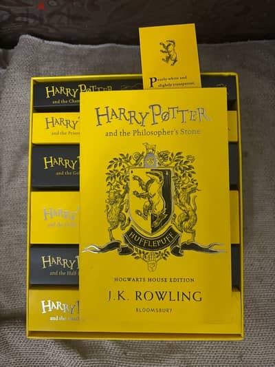 Harry Potter 1-7 Box Set Hufflepuff Edition