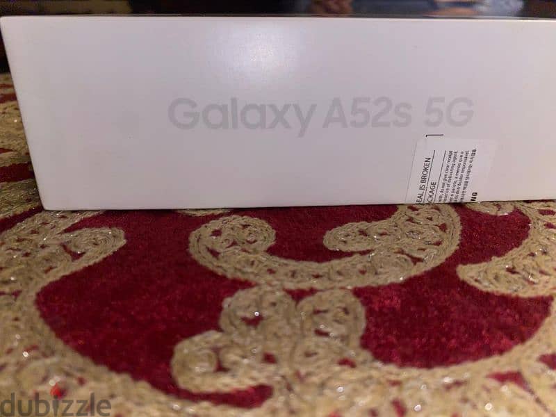 Samsung A52s 8gb Ram 128gb storage. 0