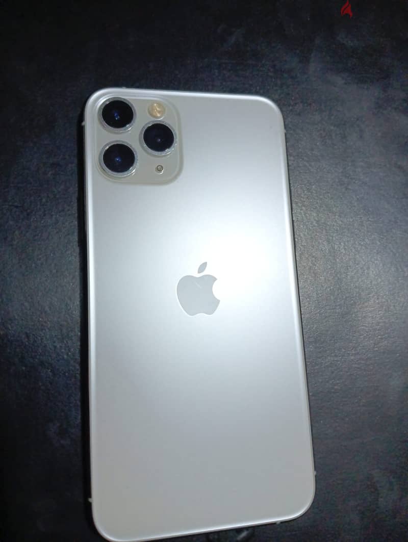 iphone 11 pro 2