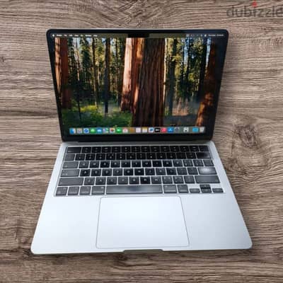 Macbook air m2 13.6 inch Ram 16gb storage 1TB