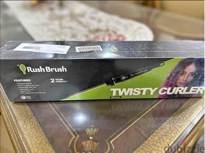 Rush brush twisty curler