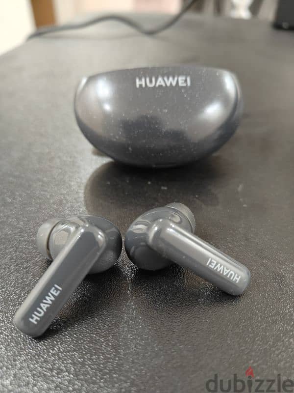 Huawei freebuds 5i 1