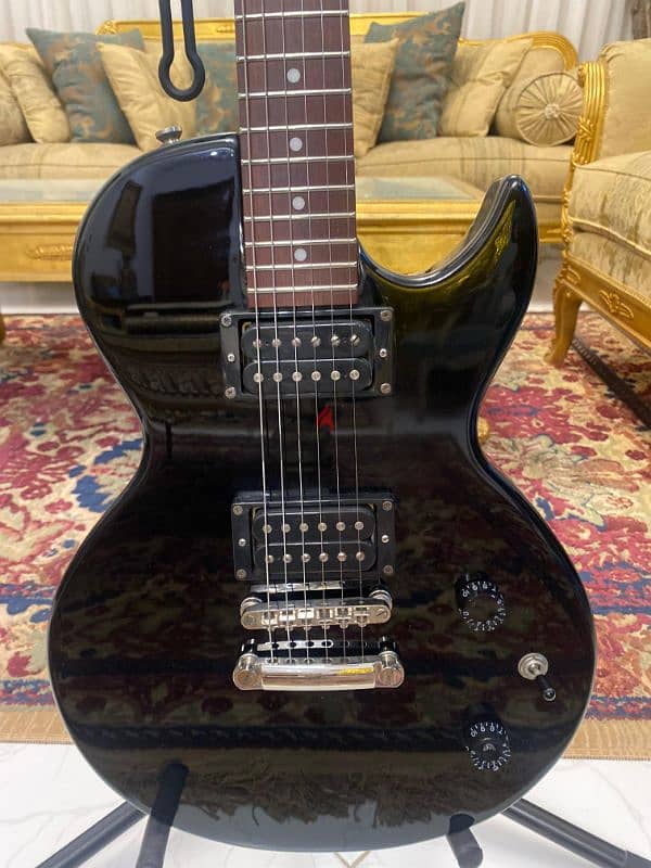 Cort CR Series CR50 Electric Guitar, Blackفرصه لم يستخدم 1