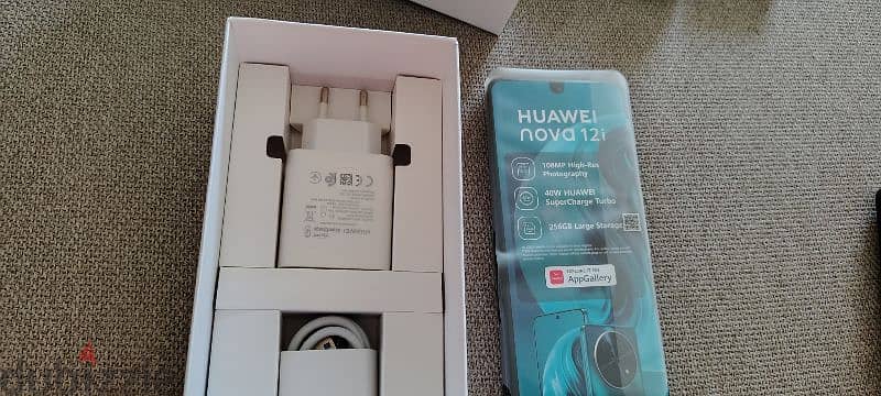 Huawei Nova 12i 1