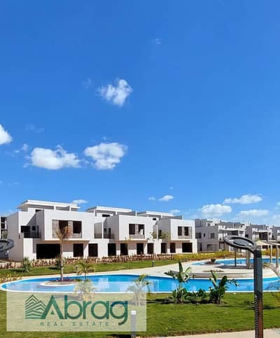 For sale with a 40% discount, a townhouse villa, immediate delivery, with a very distinctive view, Sun Capital October