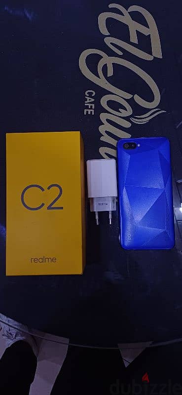 realme c2