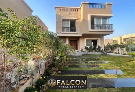 For sale, a 3-story villa in the best location and division, with a discount of up to 50%, in front of Cairo Airport on the Suez Road, with installmen