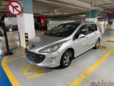 Peugeot 308 SW 2011