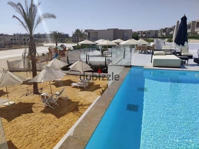 Chalet for sale in Ain Sokhna, 130 sqm, "3 rooms", fully finished with natural gas and air conditioning.