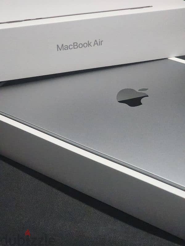 MacBook air m2 13 inch 256 2