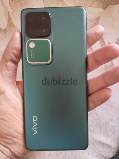 موبايل vivo v30 5g حاله كسر زيرو