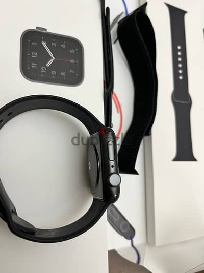 Apple watch SE 44 grey