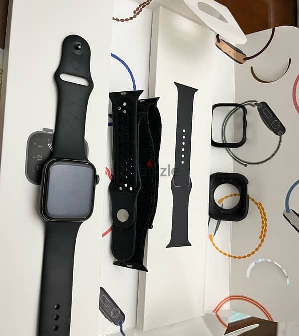 Apple watch SE 44 grey 2