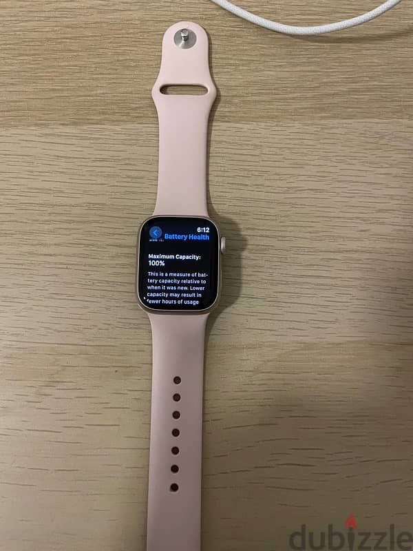 Apple Watch Series 9 (GPS) 41 mm with charger 3