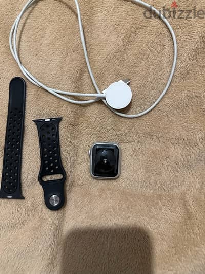 Apple Watch SE 40mm ابل واتش