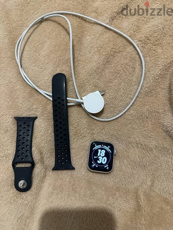 Apple Watch SE 40mm ابل واتش 1