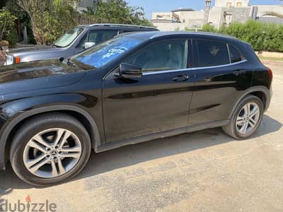 Mercedes-Benz GLA 200 2019